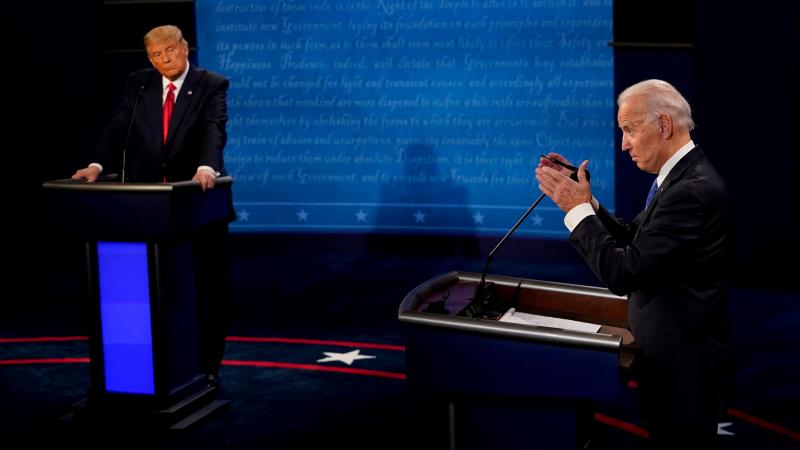 يتهم المرشحان الأوفر حظًا للرئاسة الأميركية بعضهما البعض بـ"التدهور العقلي" - رويترز