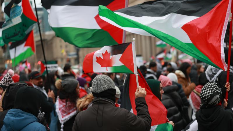 أعرب وزير الدفاع الكندي عن قلق بلاده الشديد إزاء "المبيعات العسكرية الفتاكة لإسرائيل" خلال العدوان على غزة - الأناضول