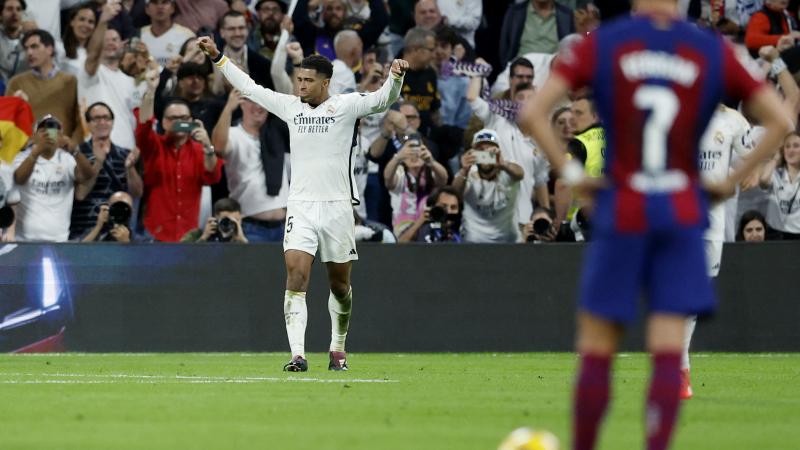 قال رئيس نادي برشلونة إنه سيطلب إعادة مباراة "الكلاسيكو" ضد ريال مدري إذا تم التأكد من خطأ قرار الحكم - رويترز